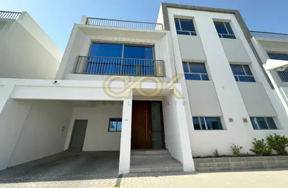 Villa - 4 Bedrooms - 5 Bathrooms for rent in Wadi Al Markh - Muraikh - AlMuraikh - Doha