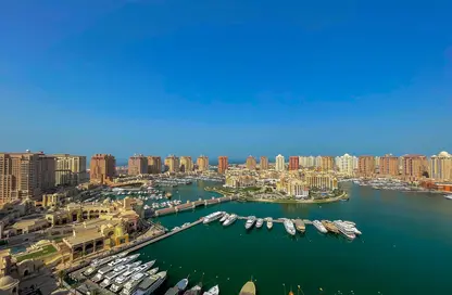 (بنتهاوس  (روف - 5 غرف نوم - 7 حمامات للايجار في طريق بورتو الشرقي - بورتو أرابيا - جزيرة اللؤلؤة - الدوحة