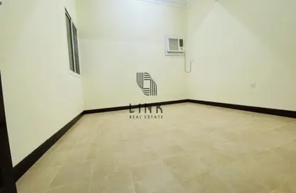 Empty Room image for: Apartment - 2 Bedrooms - 2 Bathrooms for sale in Gulf Residence - Al Mansoura - Doha, Image 1