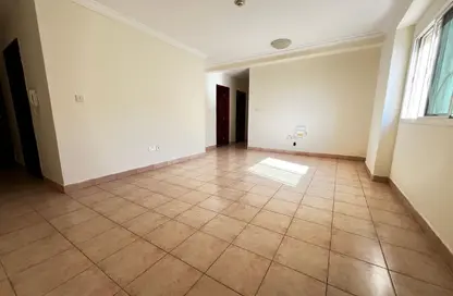 شقة - 2 غرف نوم - 1 حمام للايجار في شارع السد - السد - الدوحة