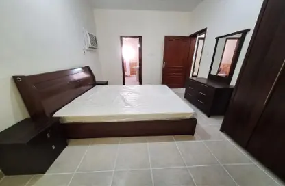 Apartment - 2 Bedrooms - 2 Bathrooms for rent in Al Mansoura - Al Mansoura - Doha