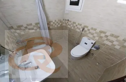 Apartment - 2 Bedrooms - 1 Bathroom for rent in Abu Talha Street - Fereej Bin Omran - Doha