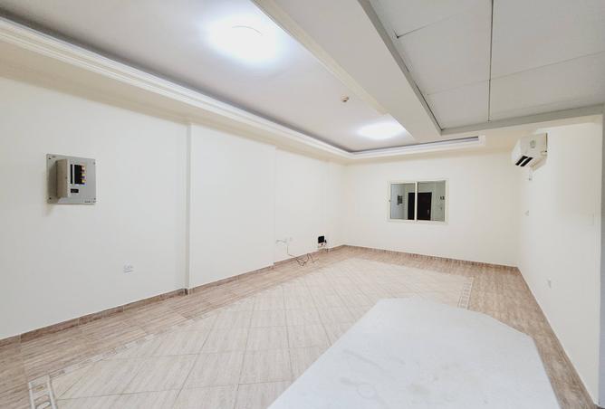 984678 - Property Image 3