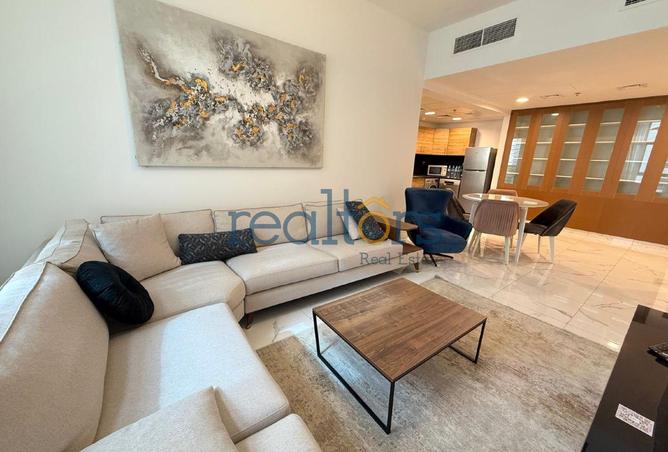 992312 - Property Image 2