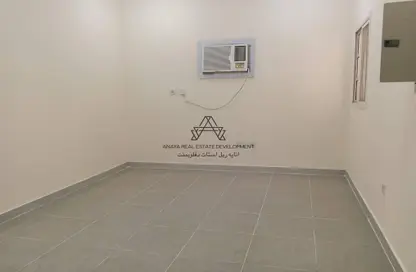 Apartment - 2 Bedrooms - 2 Bathrooms for rent in Al Muntazah - Doha