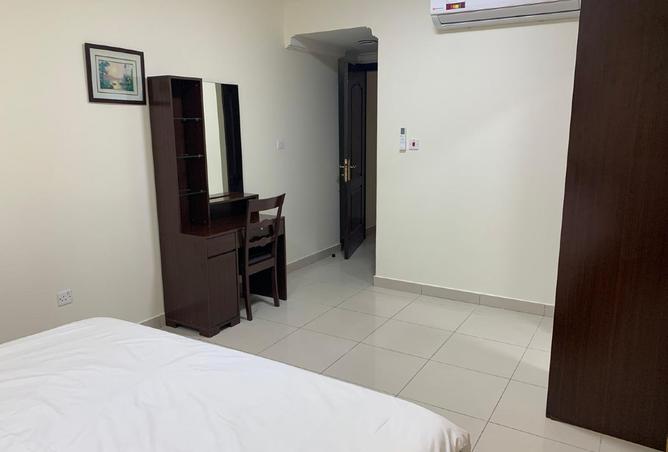 957869 - Property Image 3