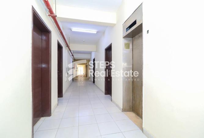960566 - Property Main Image