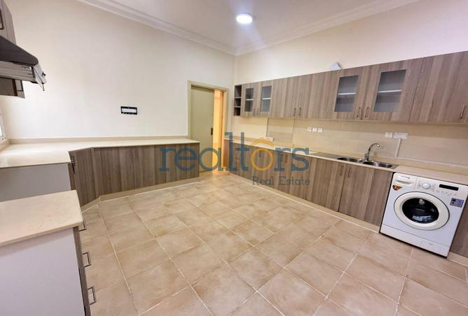 930026 - Property Image 3