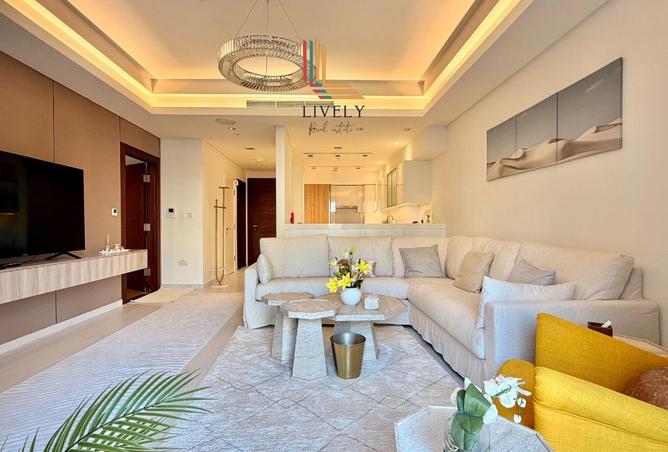 989432 - Property Main Image