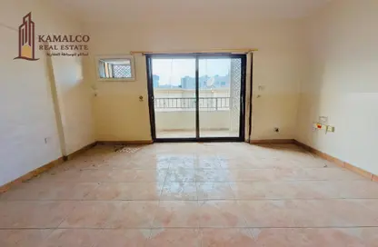 Apartment - 3 Bedrooms - 2 Bathrooms for rent in Fereej Bin Mahmoud - Doha