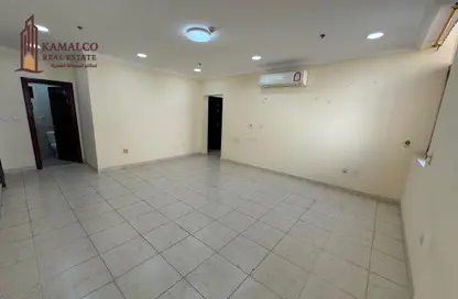 Apartment - 3 Bedrooms - 3 Bathrooms for rent in Al Nasr Street - Al Nasr - Doha