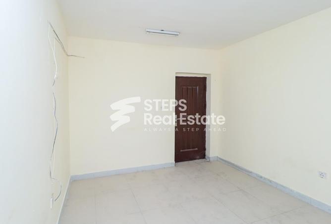 950092 - Property Image 3