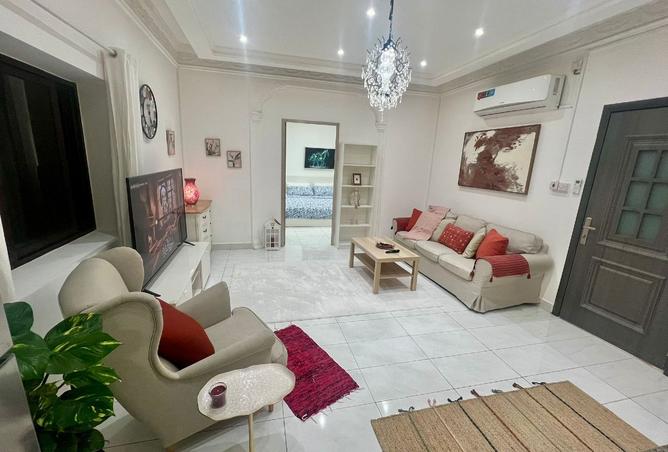 994744 - Property Image 2