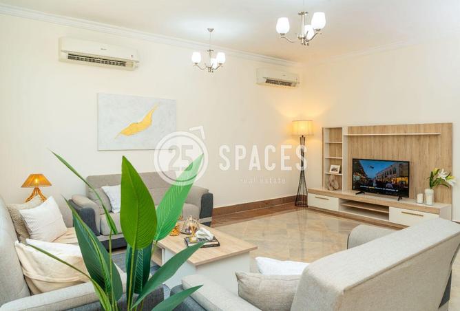 975067 - Property Image 2