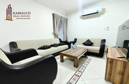 Apartment - 2 Bedrooms - 2 Bathrooms for rent in Muntazah 13 - Al Muntazah - Doha