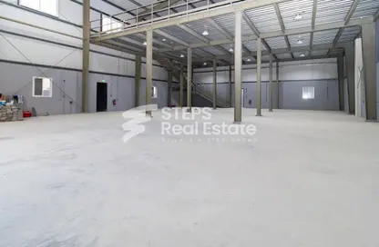 Warehouse - Studio - 1 Bathroom for sale in East Industrial Street - Birkat Al Awamer - Al Wakra