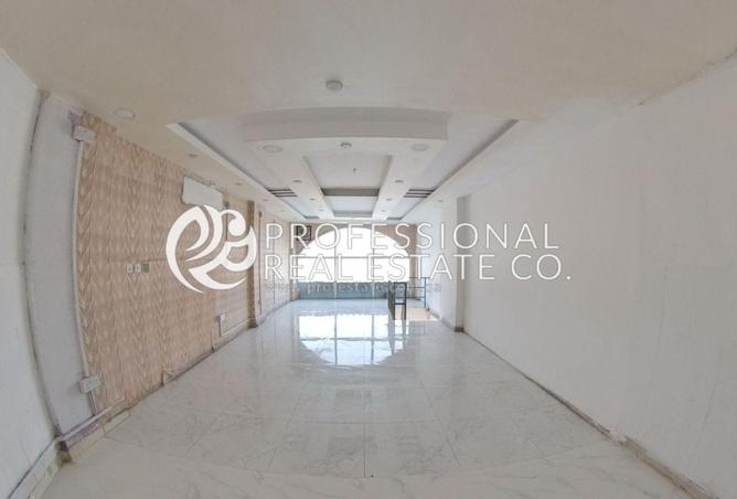 951314 - Property Image 2