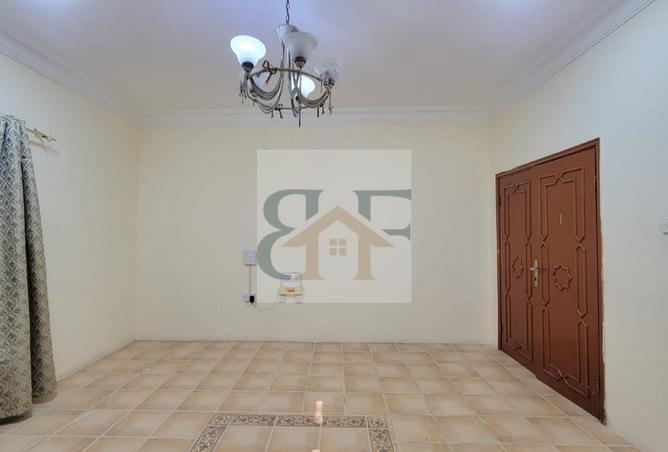 953235 - Property Image 2