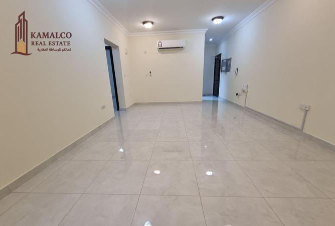 928732 - Property Image 2