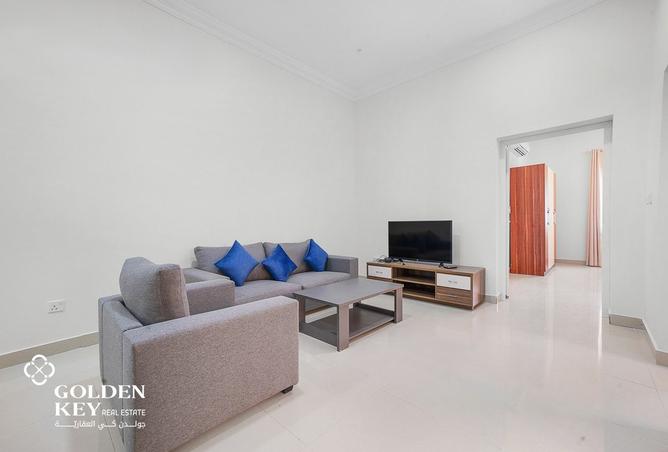 987025 - Property Image 2