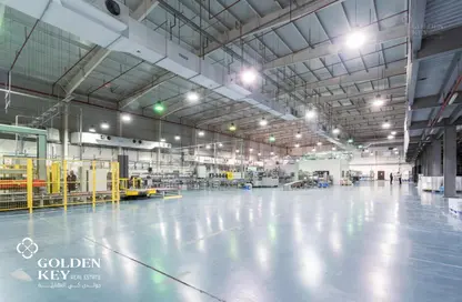 Warehouse - Studio - 2 Bathrooms for rent in Industrial Area 5 - Industrial Area - Industrial Area - Doha