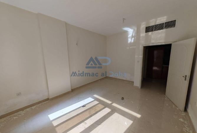 996060 - Property Image 2