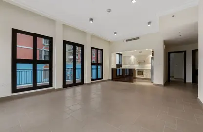 Apartment - 3 Bedrooms - 4 Bathrooms for rent in Nobili - Qanat Quartier - The Pearl Island - Doha