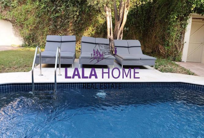 989711 - Property Main Image