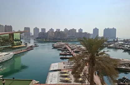 Apartment - 1 Bedroom - 2 Bathrooms for rent in Porto Arabia Townhouses - Porto Arabia - The Pearl Island - Doha