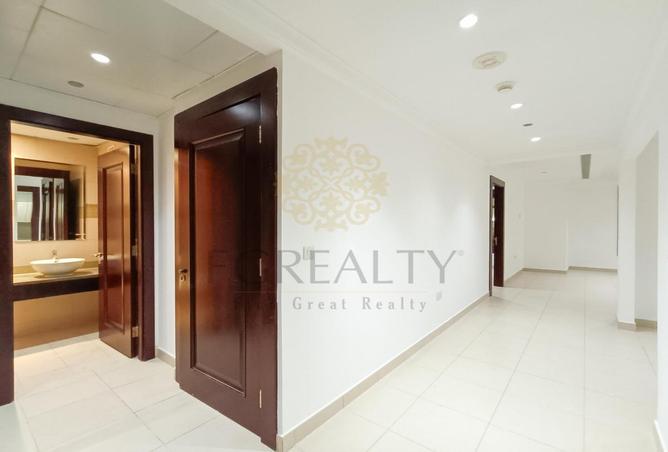 972707 - Property Image 3