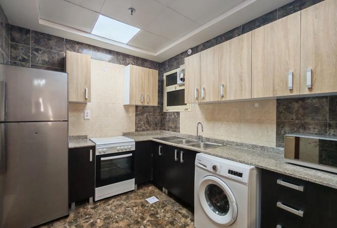 1008125 - Property Image 3