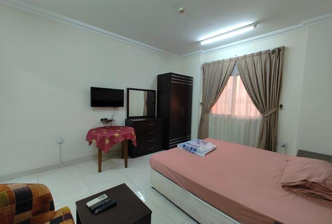 987697 - Property Image 2