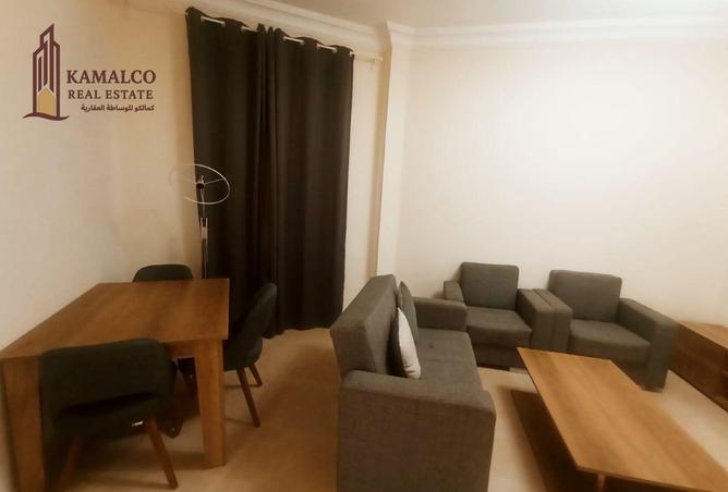 963843 - Property Image 2