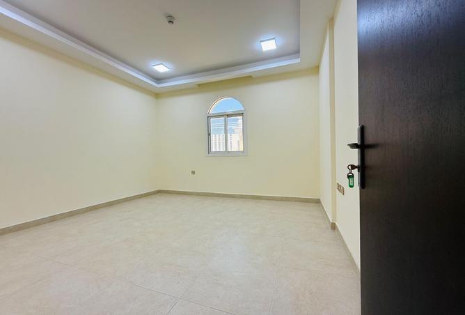 949939 - Property Image 2
