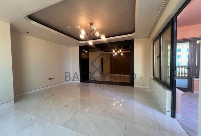 977701 - Property Image 2