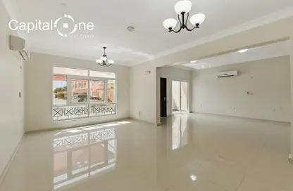 فيلا - 5 غرف نوم - 4 حمامات للايجار في باب الريان - مريخ - المريخ - الدوحة