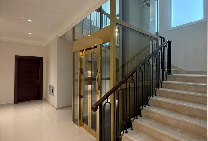 989484 - Property Image 3