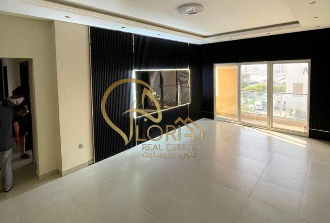 961396 - Property Image 2