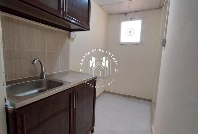 957128 - Property Image 3