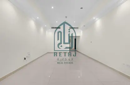 Apartment - 2 Bedrooms - 2 Bathrooms for rent in Al Sadd Road - Al Sadd - Doha