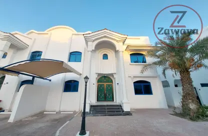 Villa - 5 Bedrooms - 3 Bathrooms for rent in Al Nuaija Street - Al Nuaija - Doha