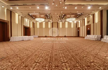 Shop - Studio for rent in Al Shatt Street - West Bay - Doha