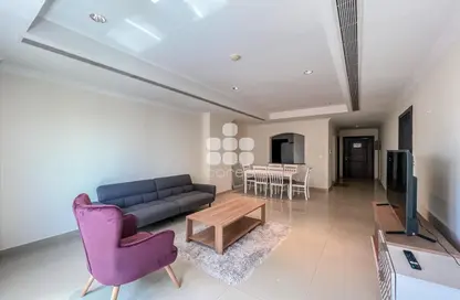 Apartment - 1 Bedroom - 2 Bathrooms for rent in Tower 13 - Porto Arabia - The Pearl Island - Doha