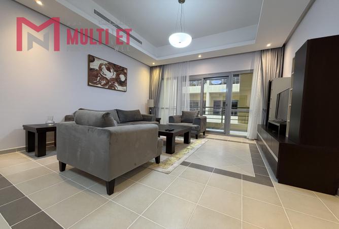 994058 - Property Image 2