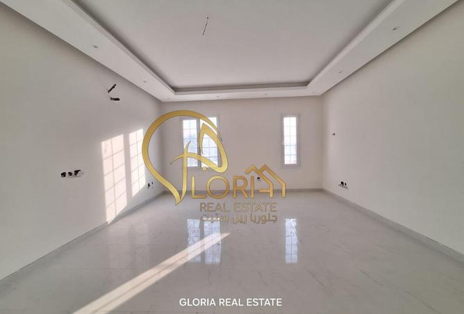 924651 - Property Image 3