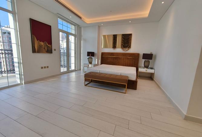 965390 - Property Image 2