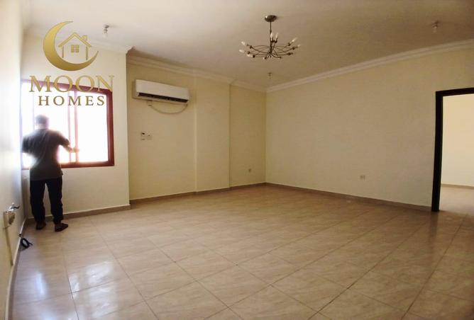 999464 - Property Image 2