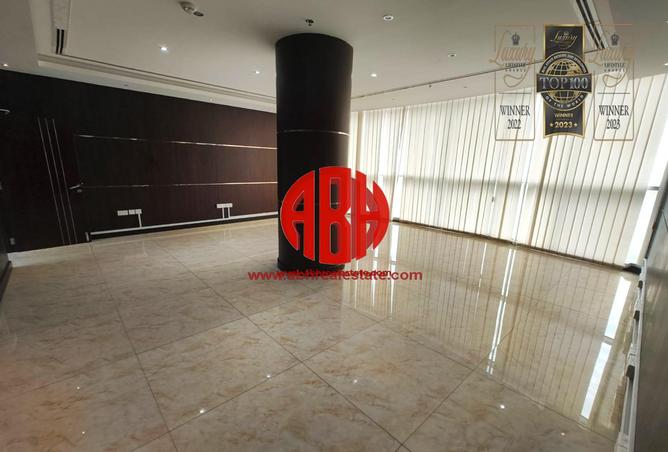 Office Space - Studio - 1 Bathroom for rent in AL Maha Commercial Complex - New Al Hitmi - Fereej Bin Omran - Doha