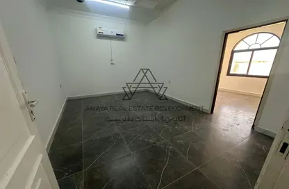 Apartment - 1 Bedroom - 1 Bathroom for rent in Al Maamoura - Al Maamoura - Doha