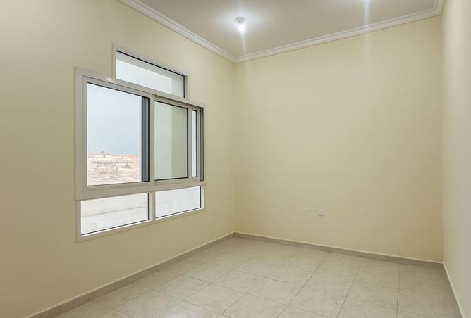 970414 - Property Image 2